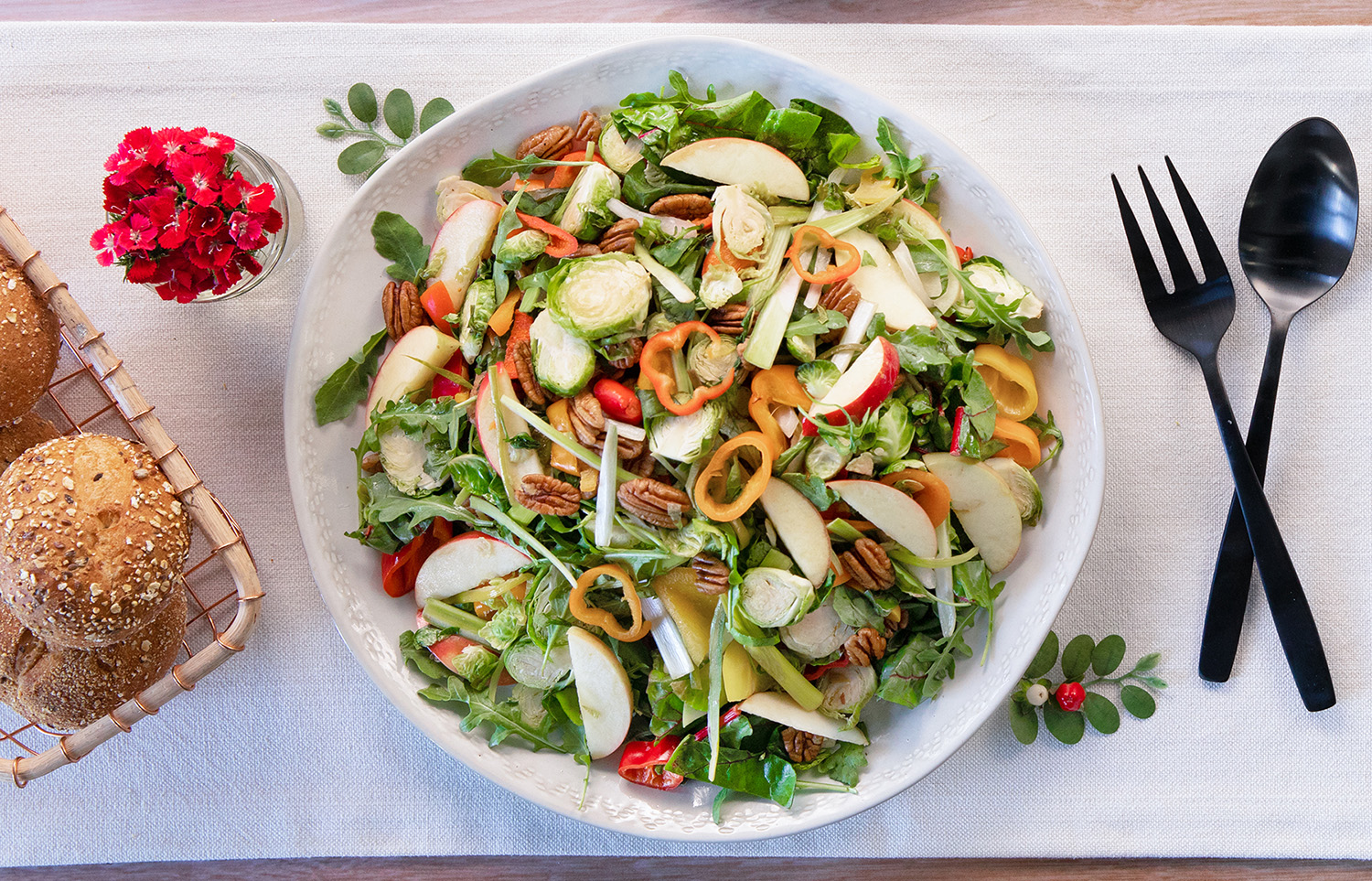 Sweet Holiday Crunch Salad