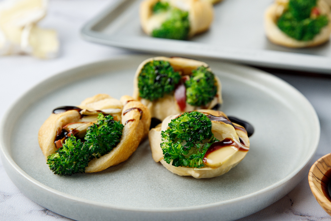 Apple Balsamic Broccoli Purses